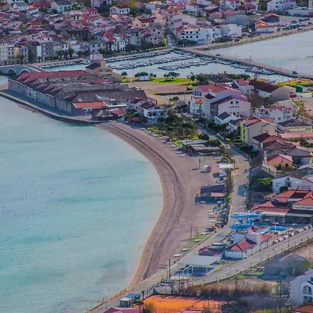 Pampas Island Pag *