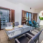Daire Pampas Island Pag