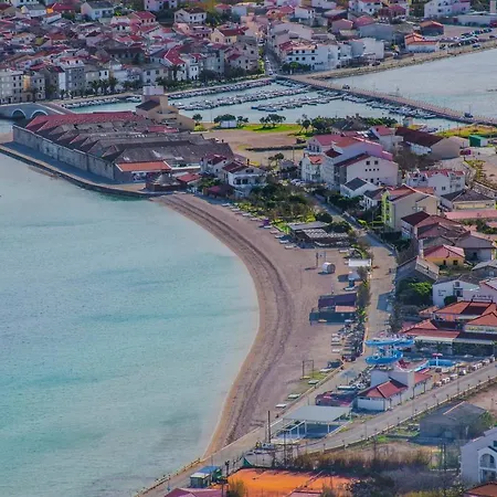 Pampas Island Pag *